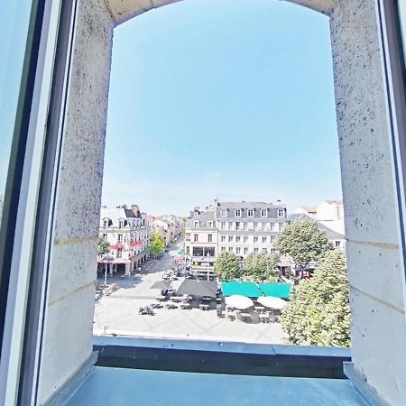 Logement Place D'Erlon Hypercentre Avec Balcon Lejlighed Reims Eksteriør billede